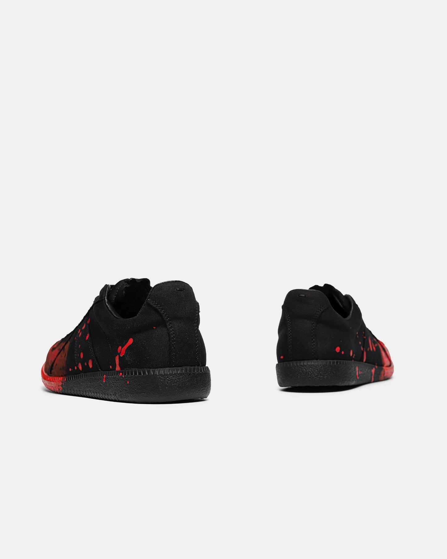 Maison MargielaRepli Black/RED Paint 18