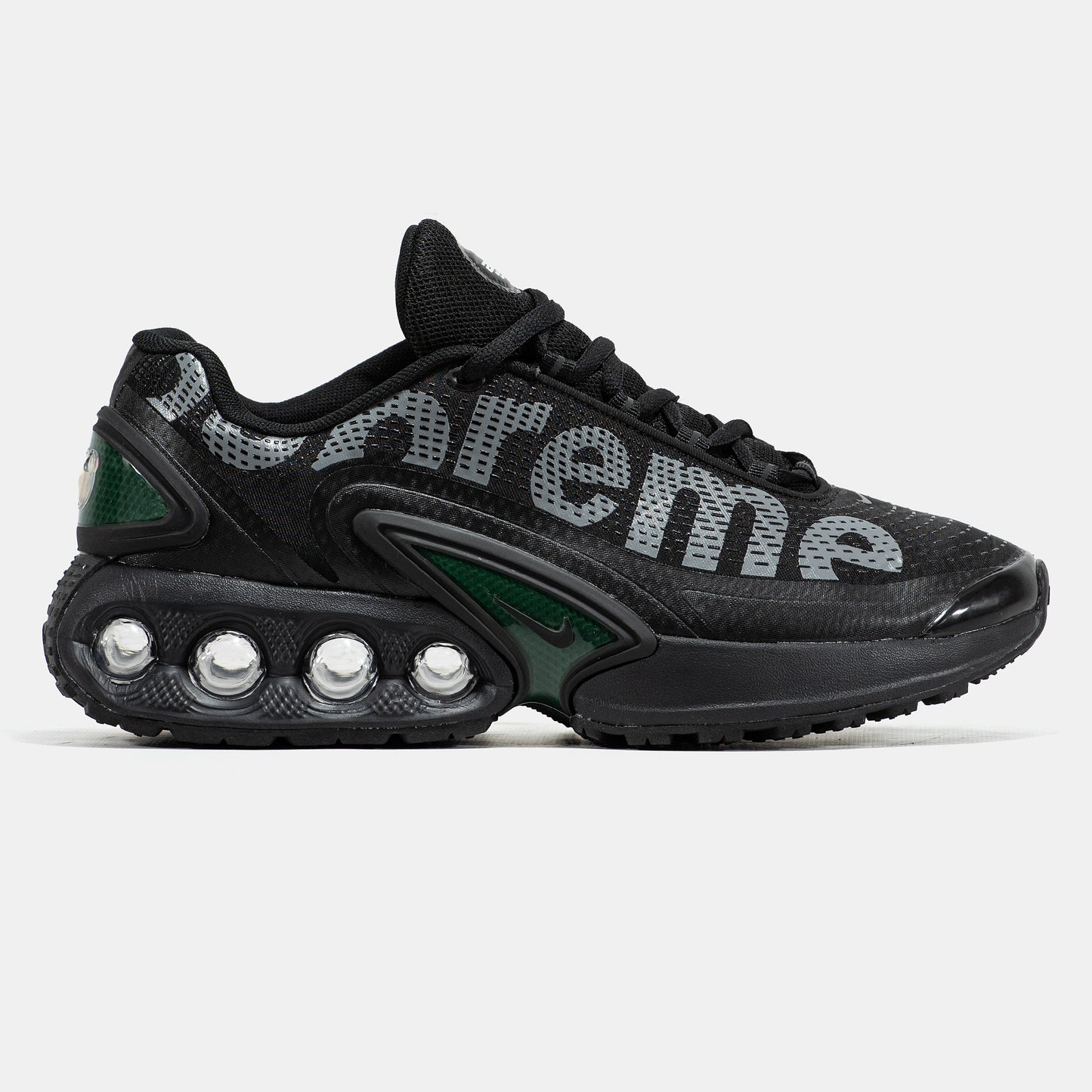 Nike Air Max DN x Supreme
