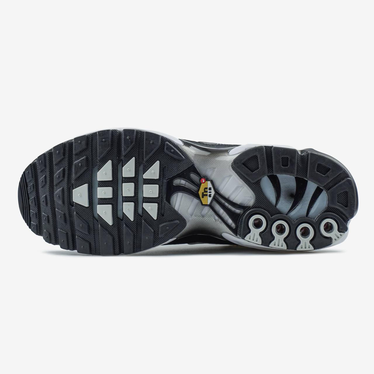 Nike Air Max TN Plus Black White