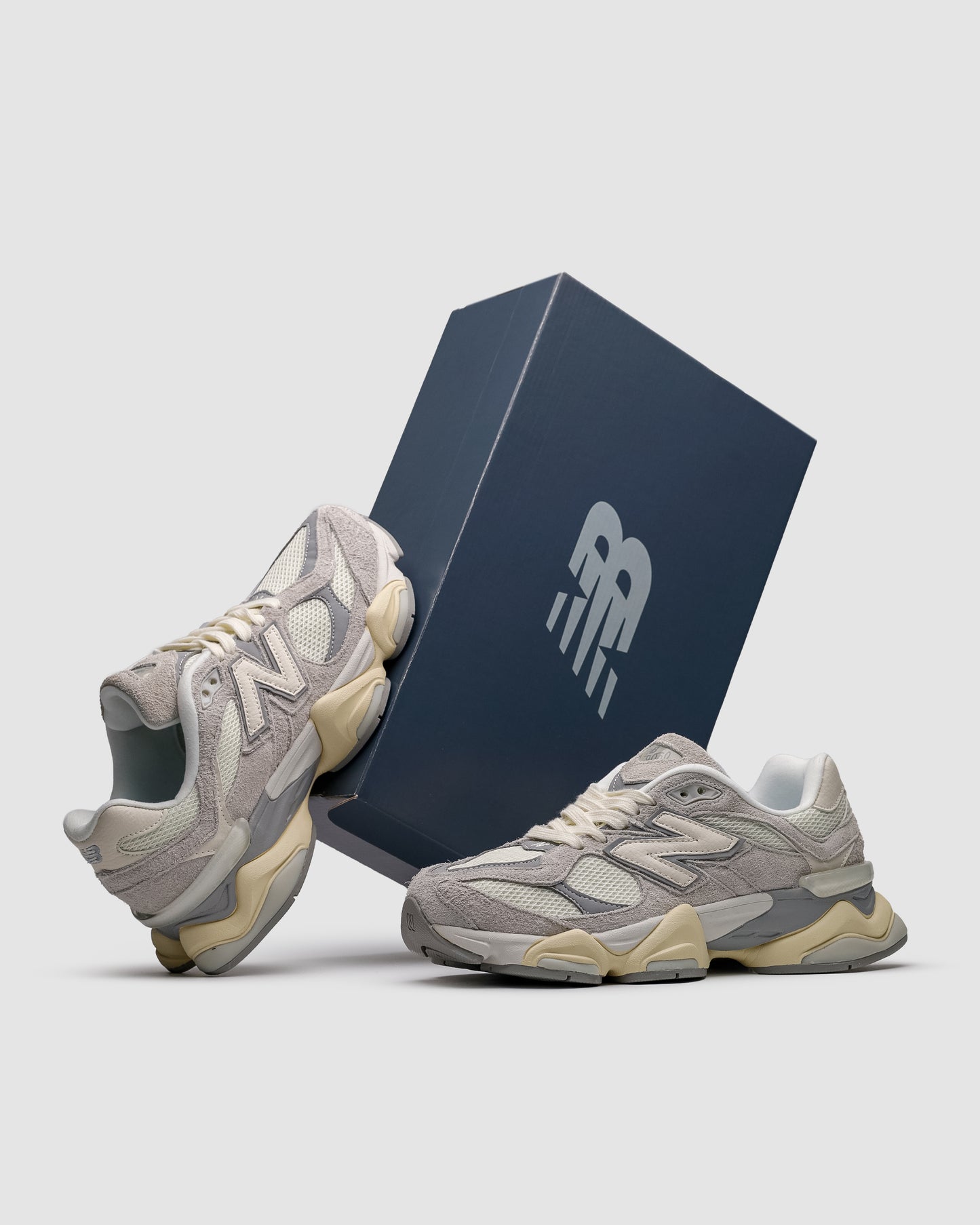 New Balance 9060 Grey/White