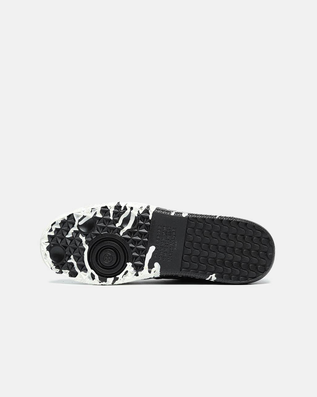 Maison Margiela Repli Black/White Paint 22