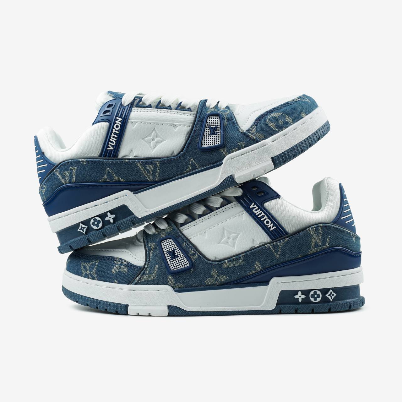LV  Trainer White Blue