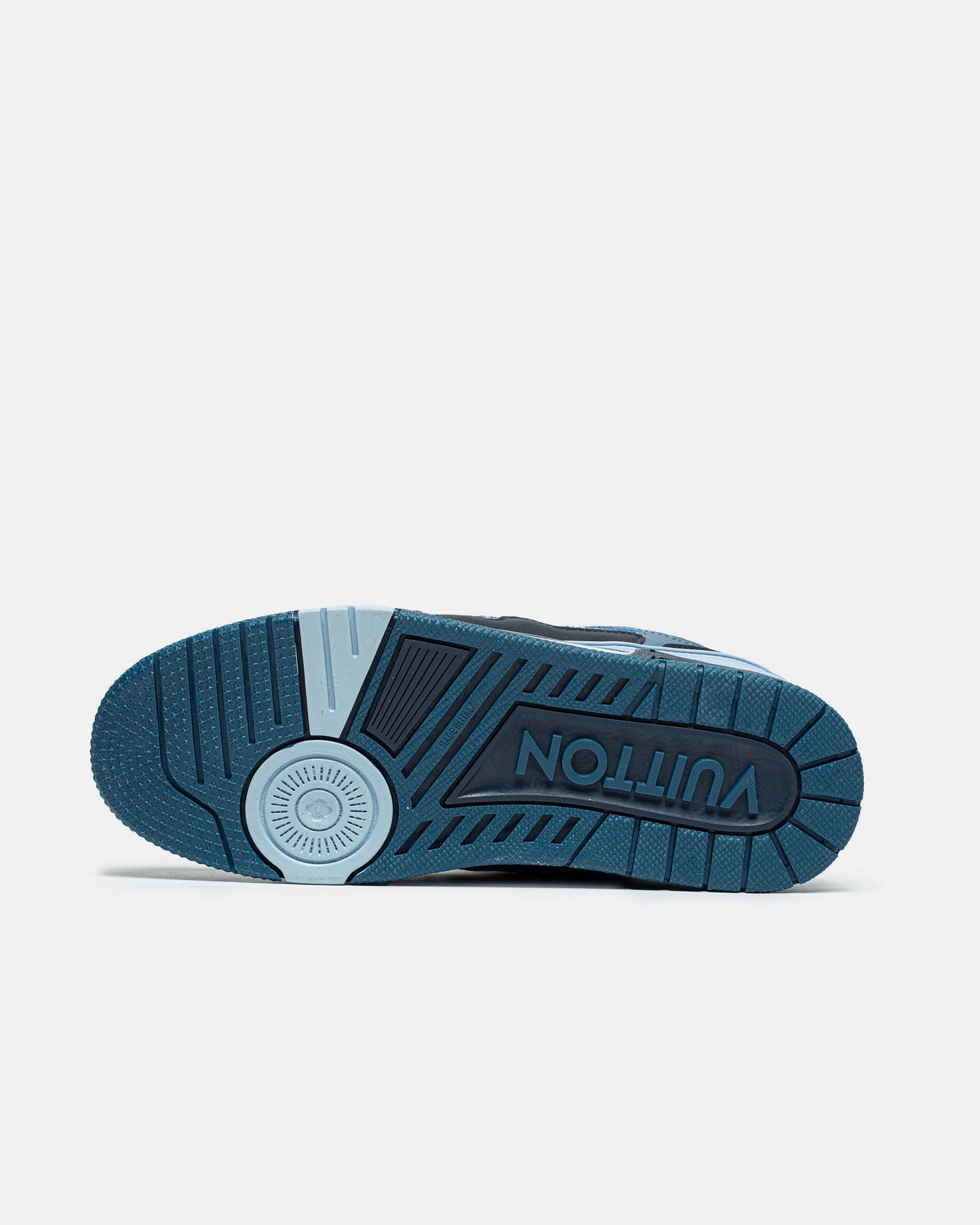LV Skate Blue Sky