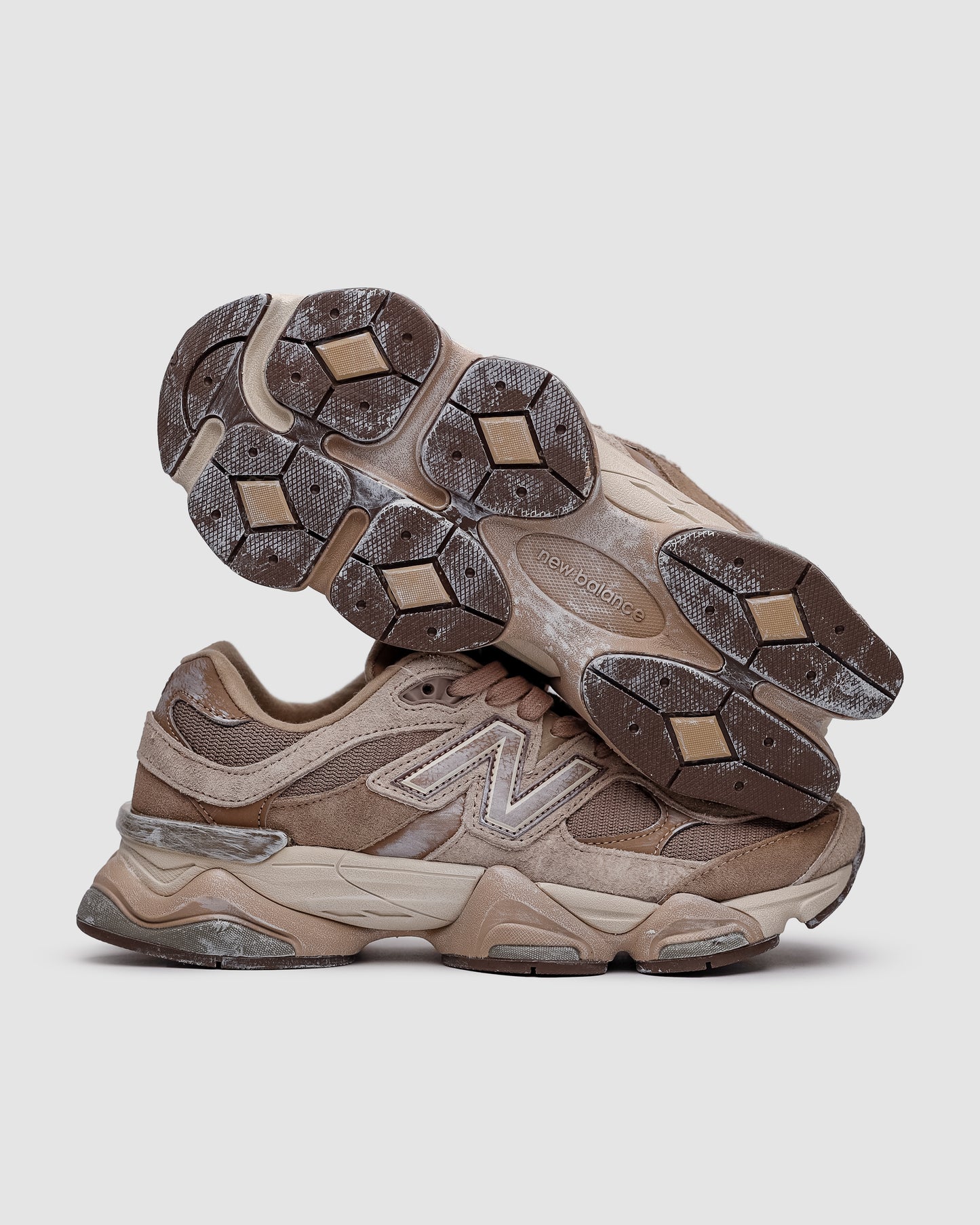 New Balance 9060 Mushroom Timberwolf