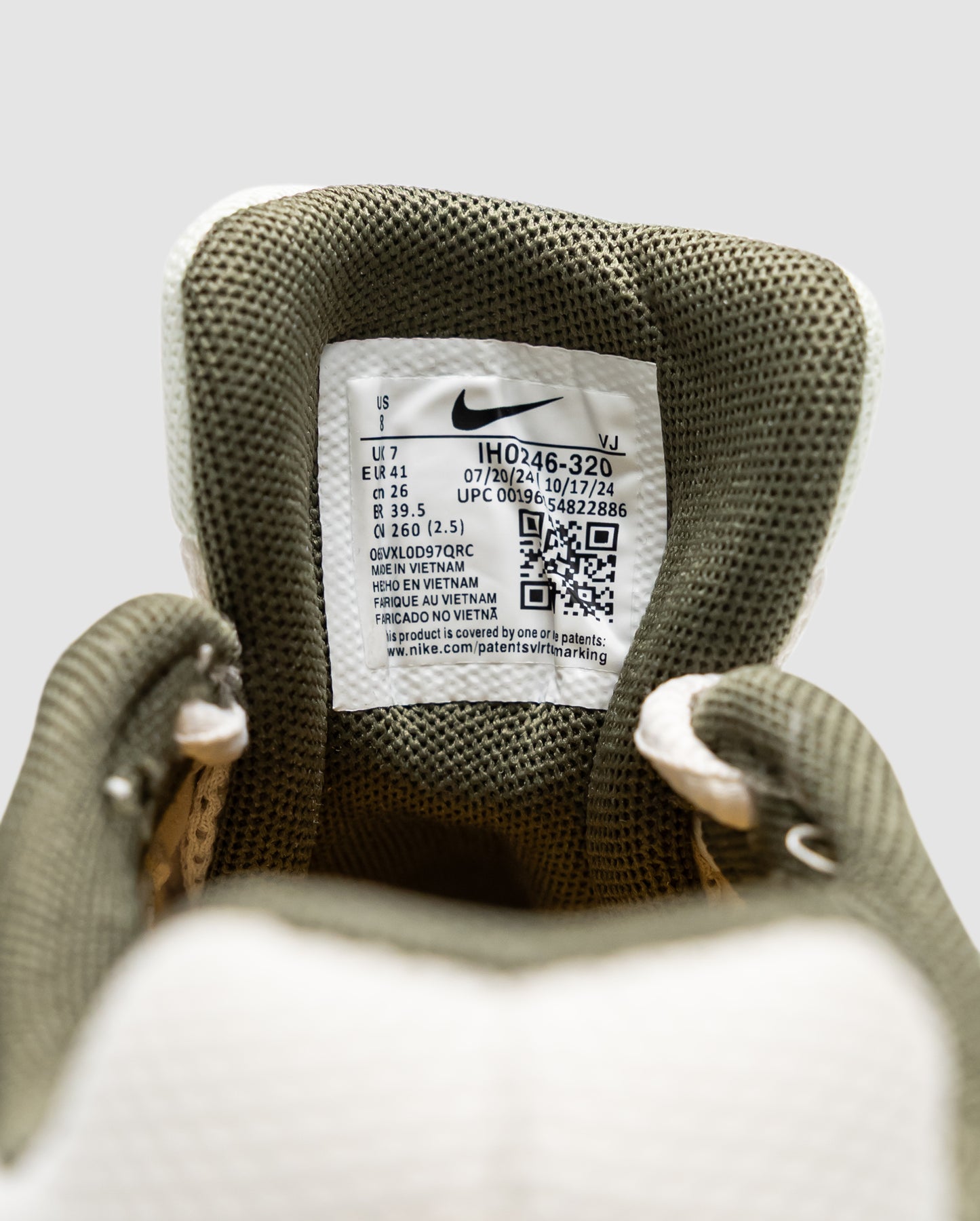Nike P-6000 Light Army Cargo Khaki
