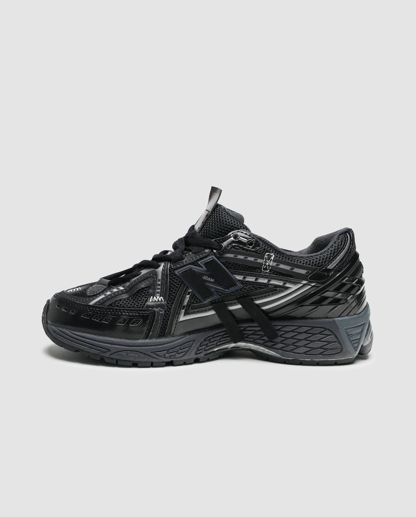 New Balance 1906A Metalic Black/Silver