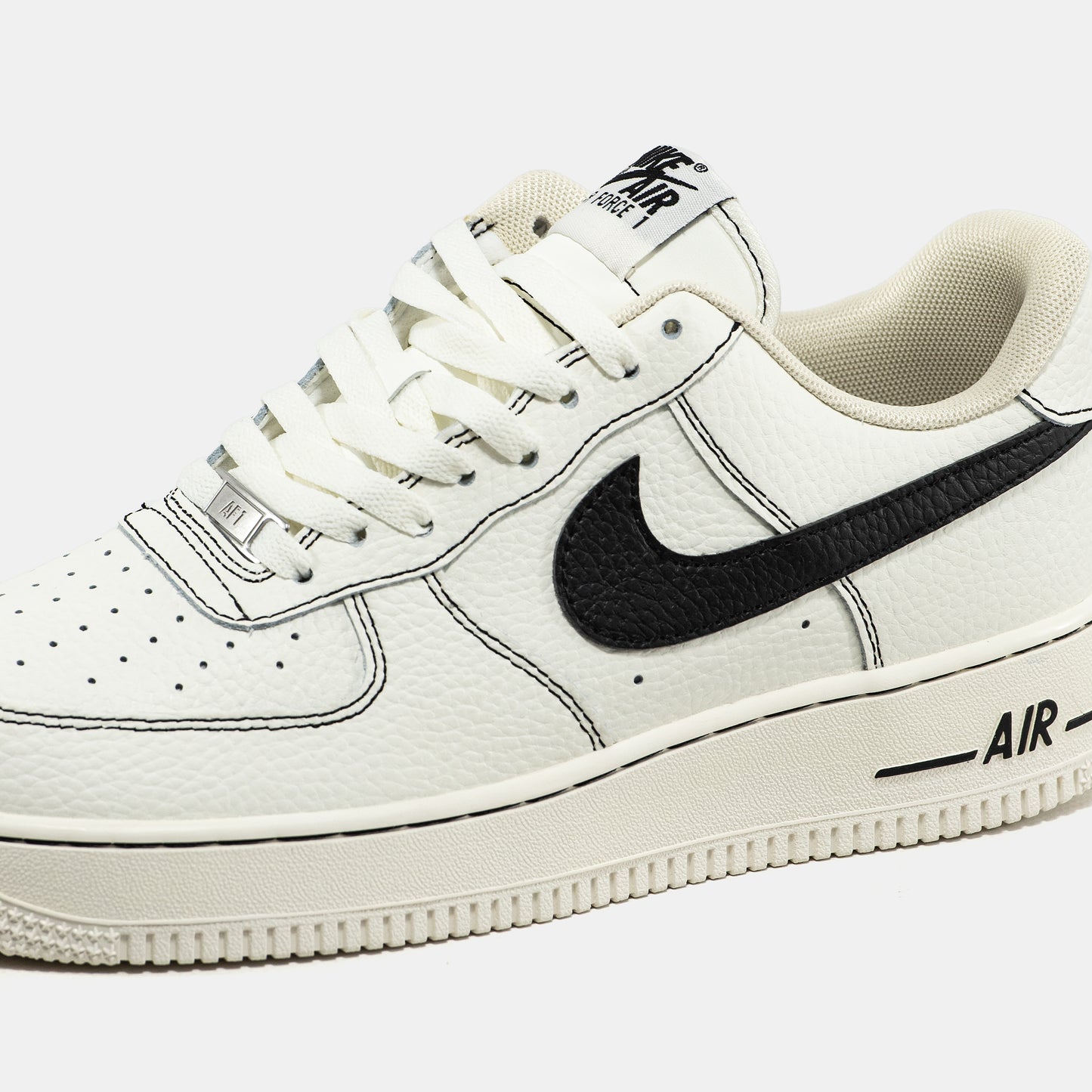 Nike Air Force 1 Beige M