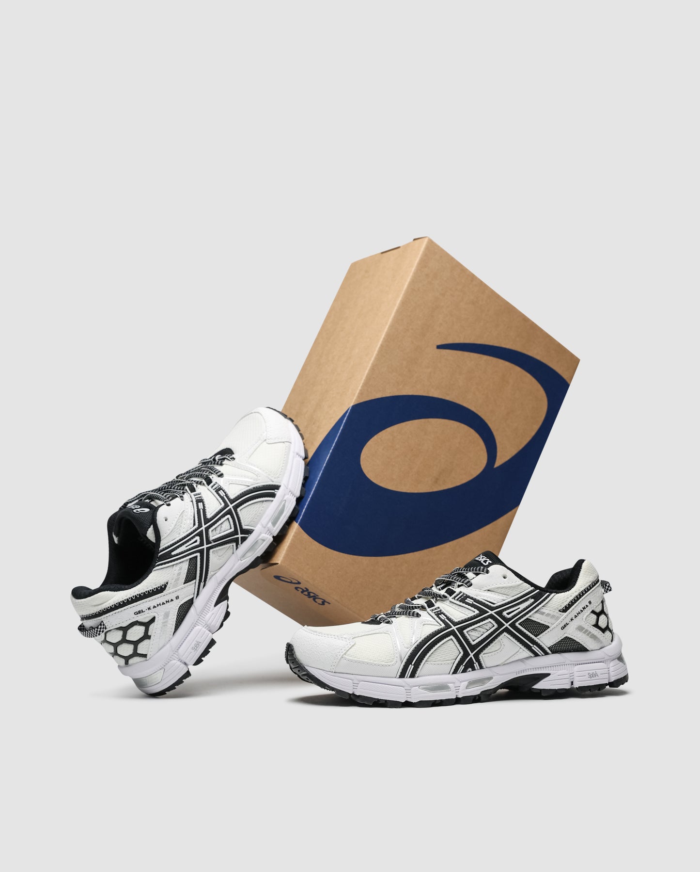 Asics Gel-Kahana 8 White/Black