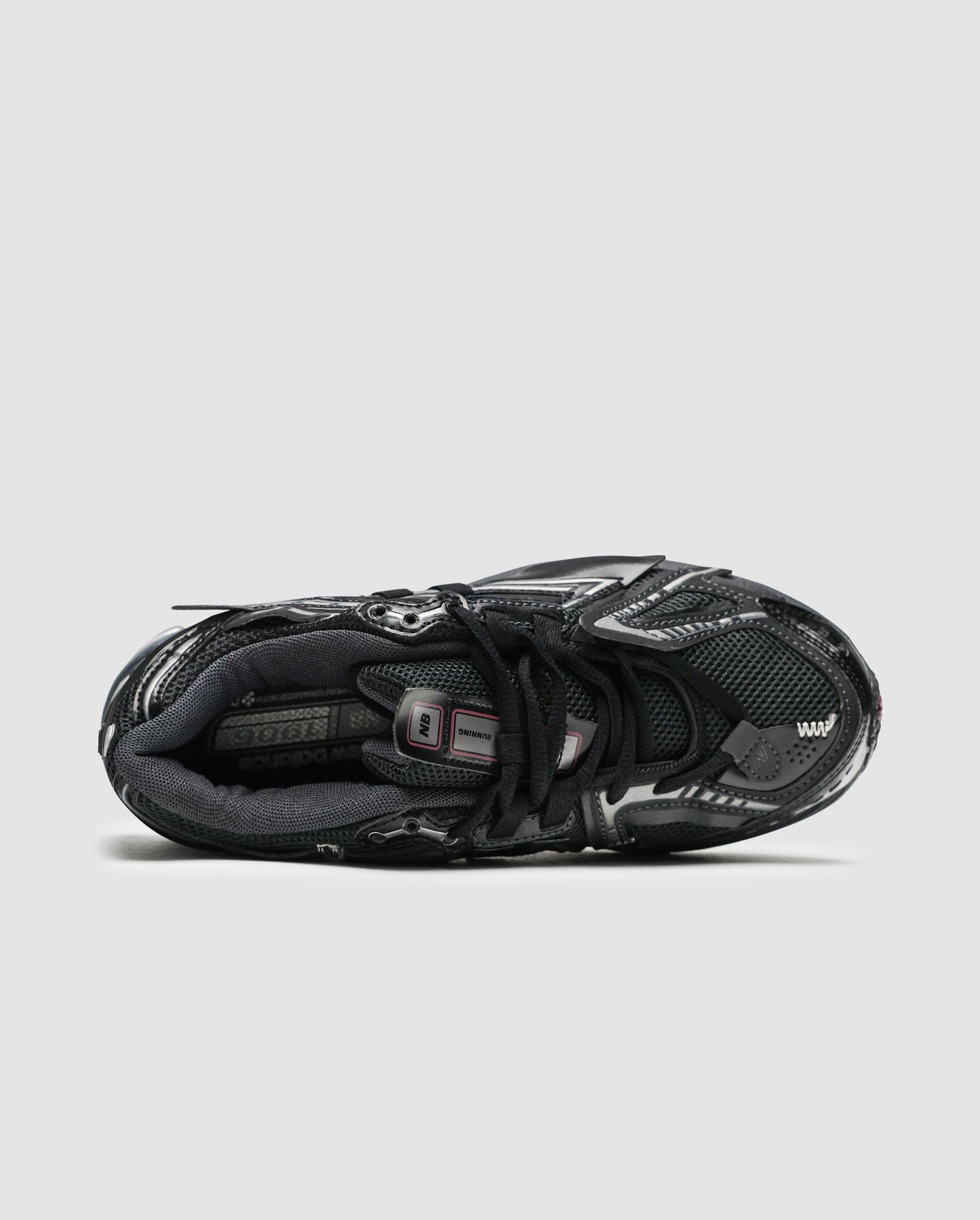 New Balance 1906A Metalic Black/Silver