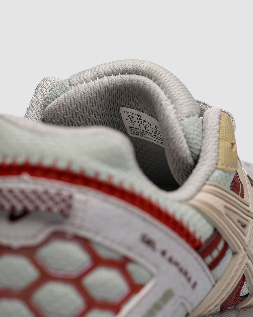 Asics Gel Kahana 8 Grey/Burgundy