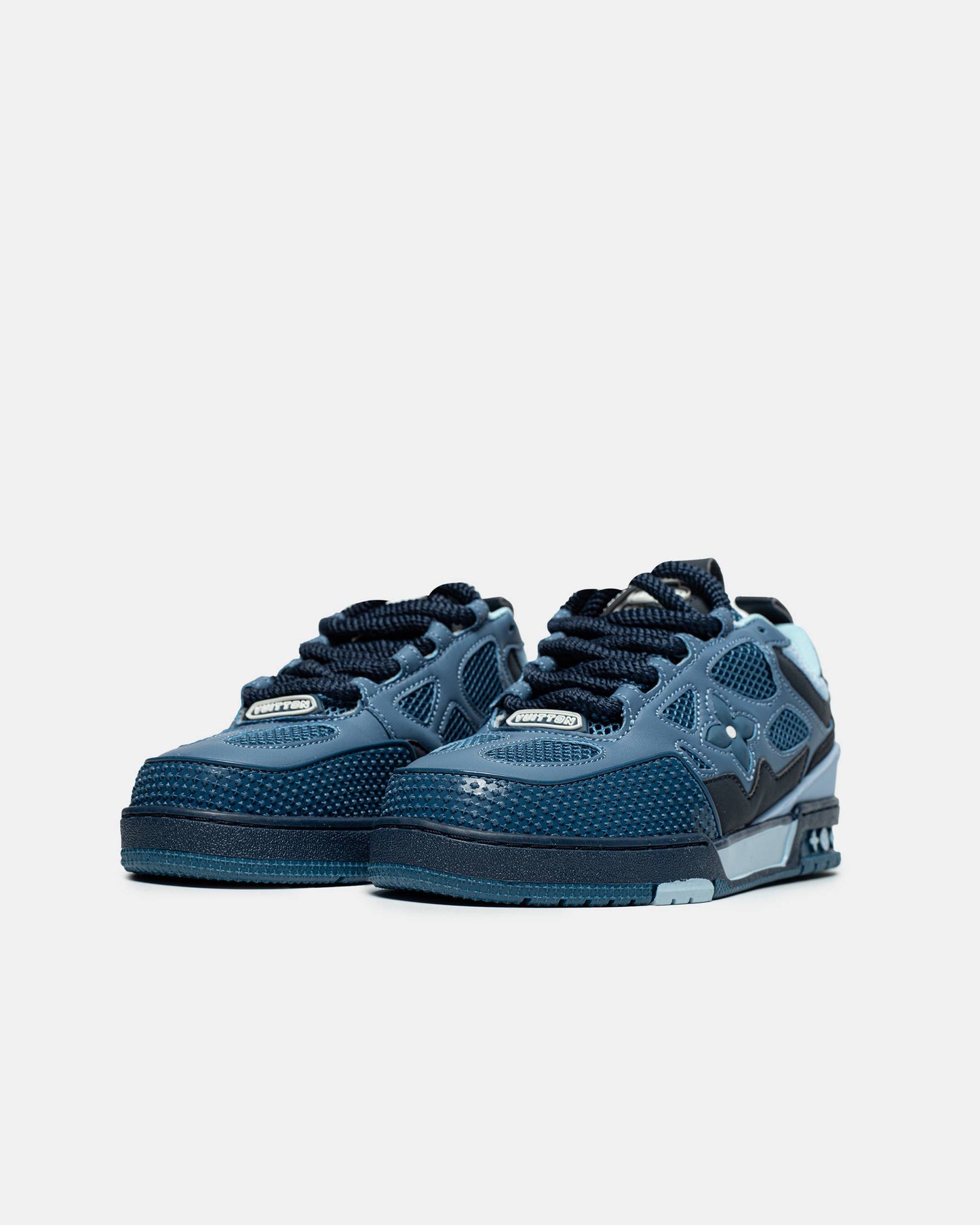 LV Skate Blue Sky