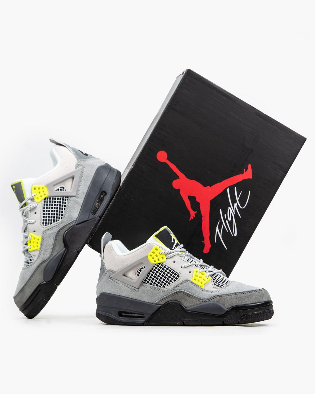 Jordan 4  SE Neon