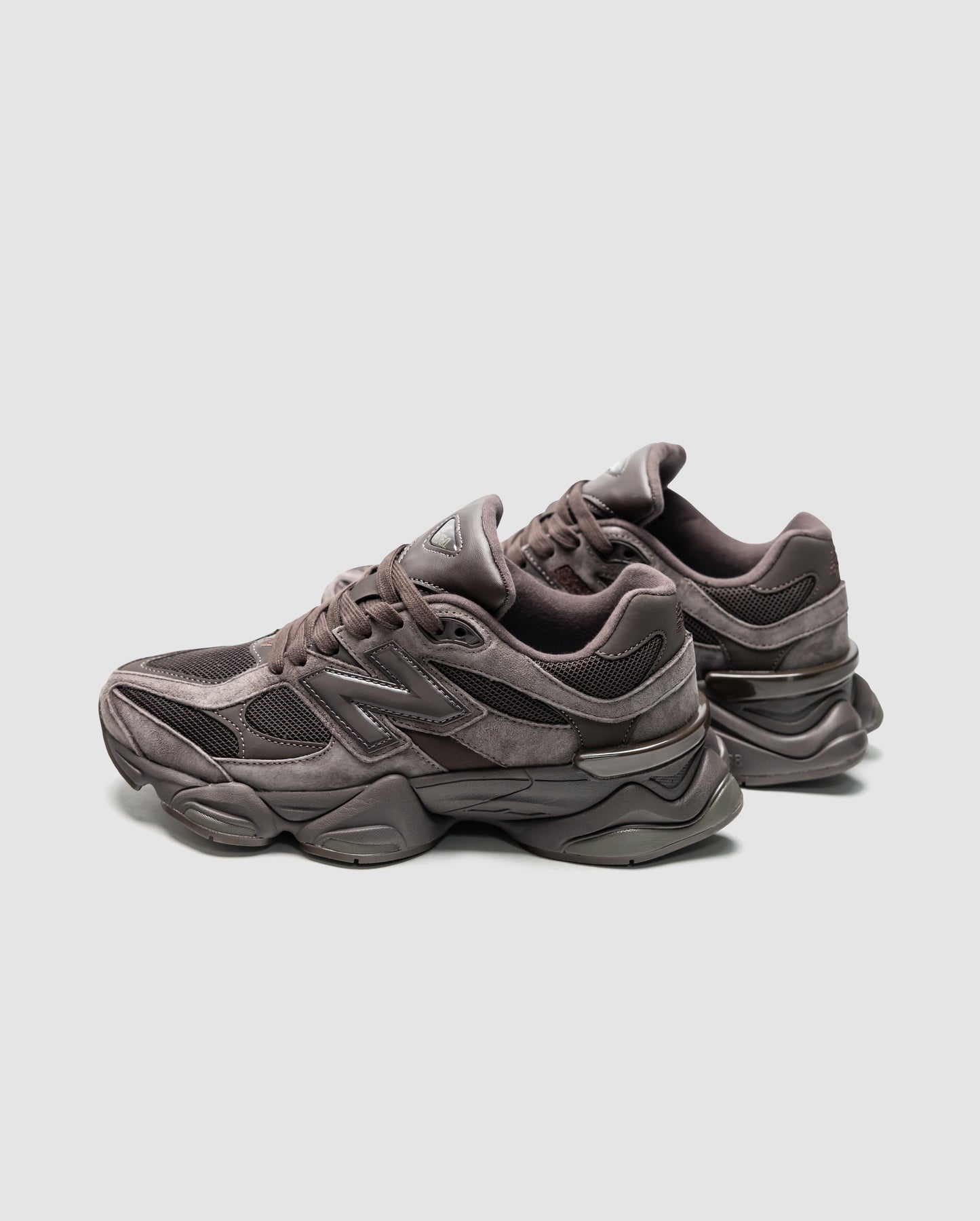New Balance 9060 Chocolate