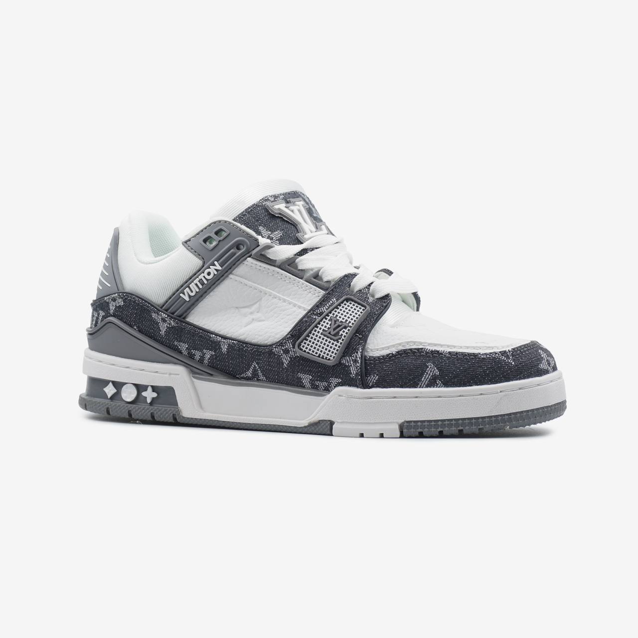 LV  Trainer Grey White