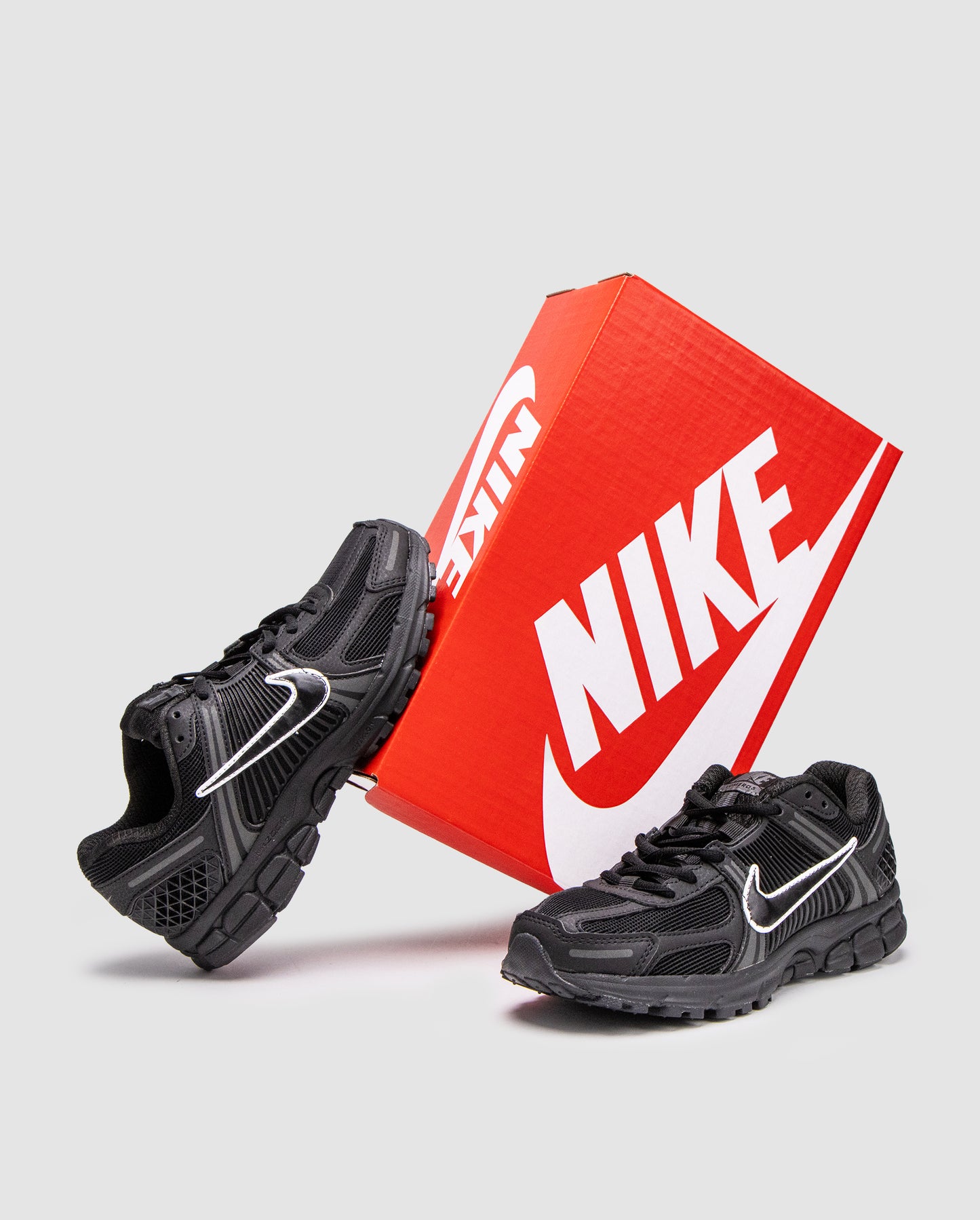 Nike Vomero 5 Black