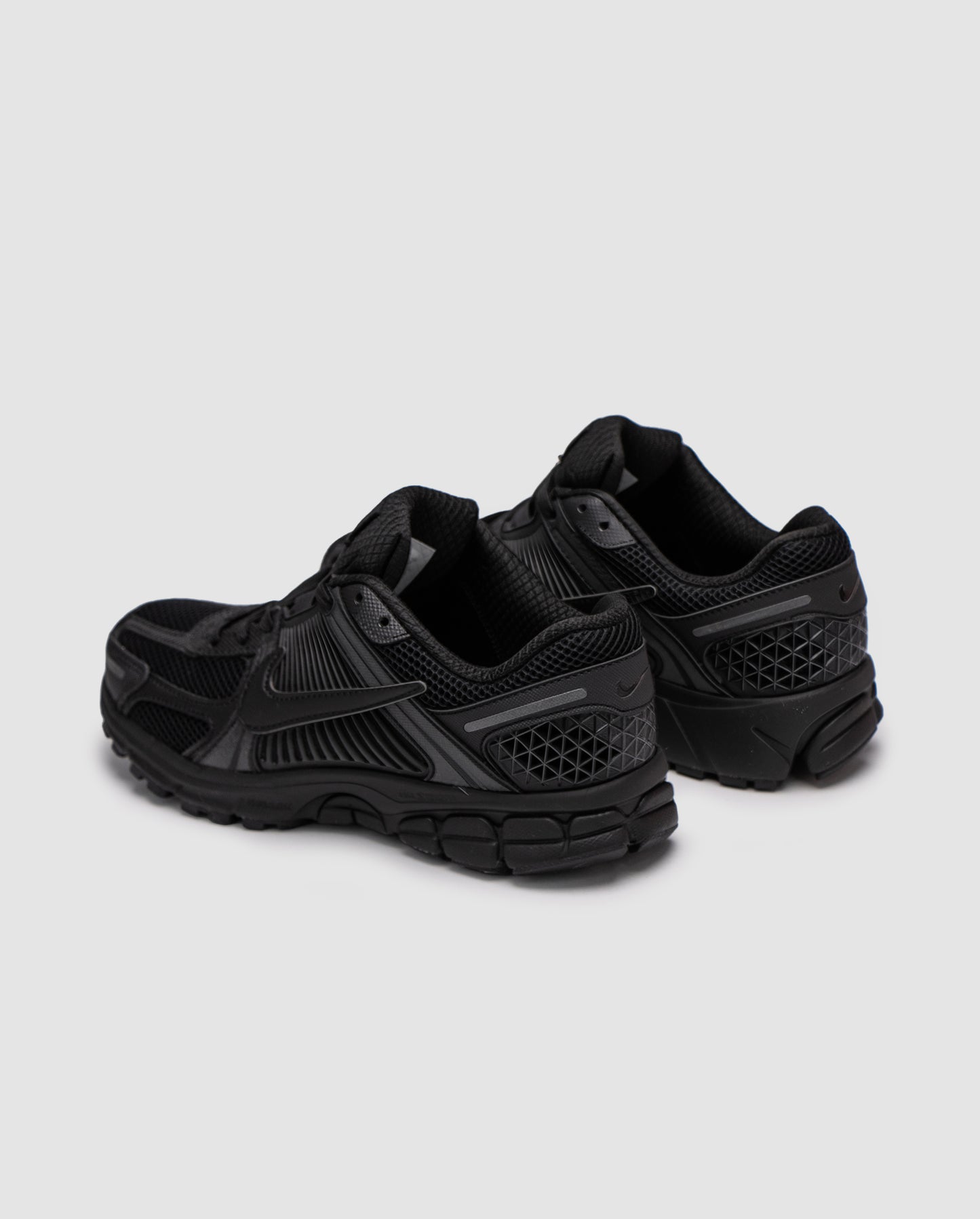 Nike Air Zoom Vomero 5 Triple Black
