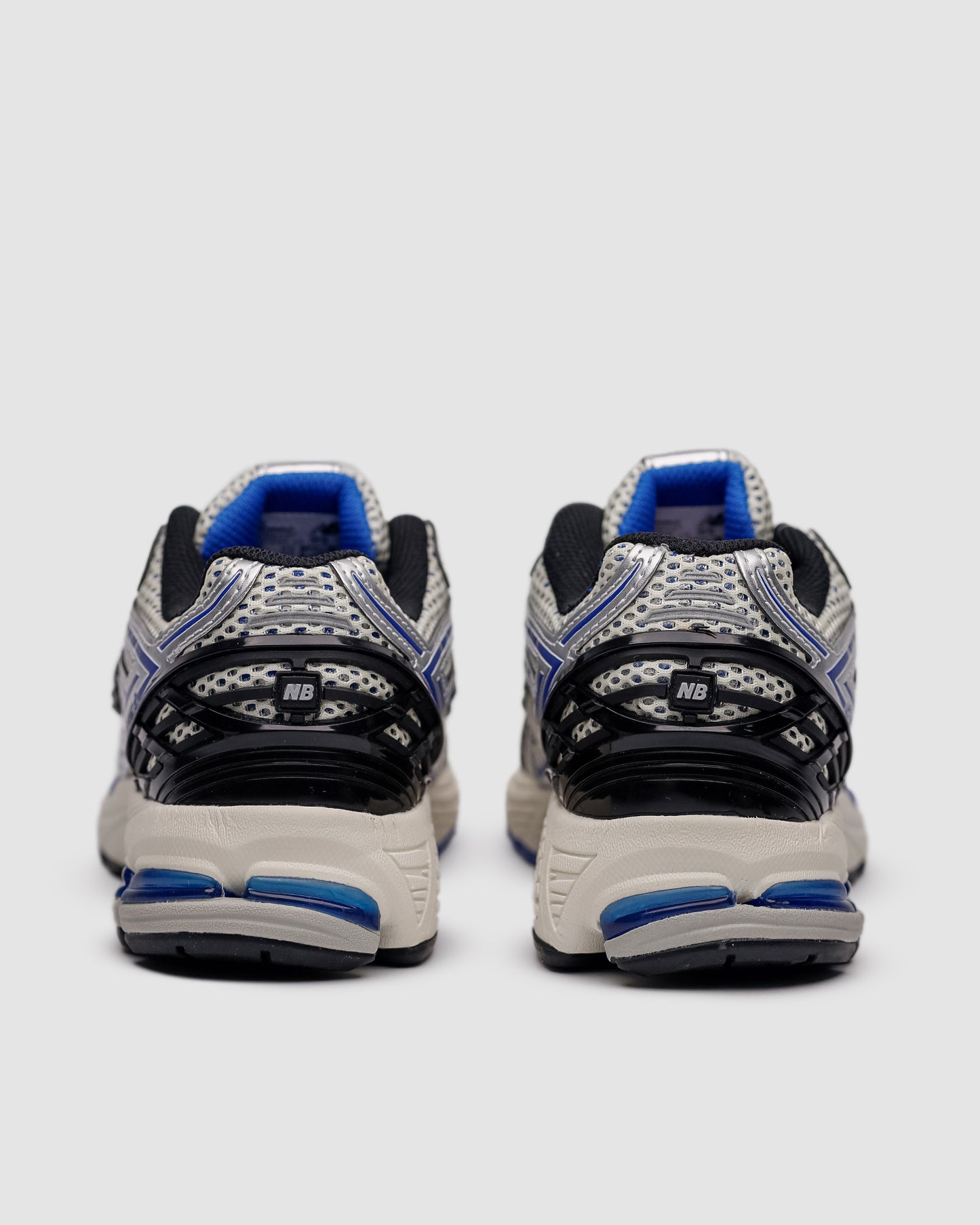 New Balance 1906R Silver Metallic