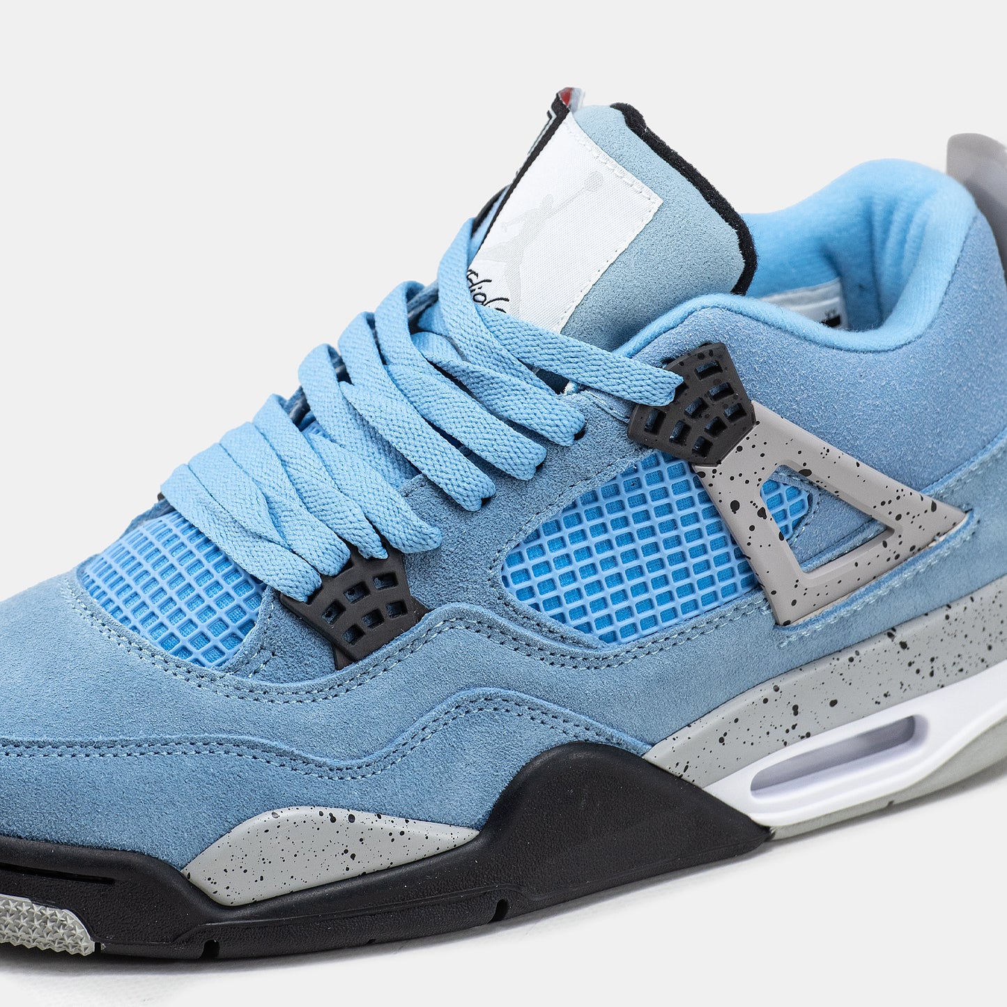 Jordan 4 University Blue
