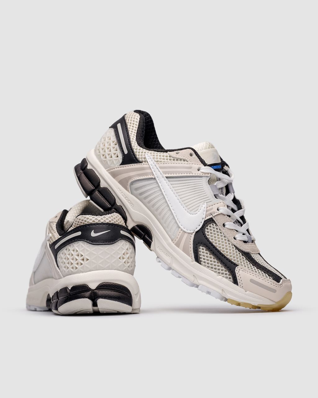 Nike Zoom Vomero 5 Beige/Black
