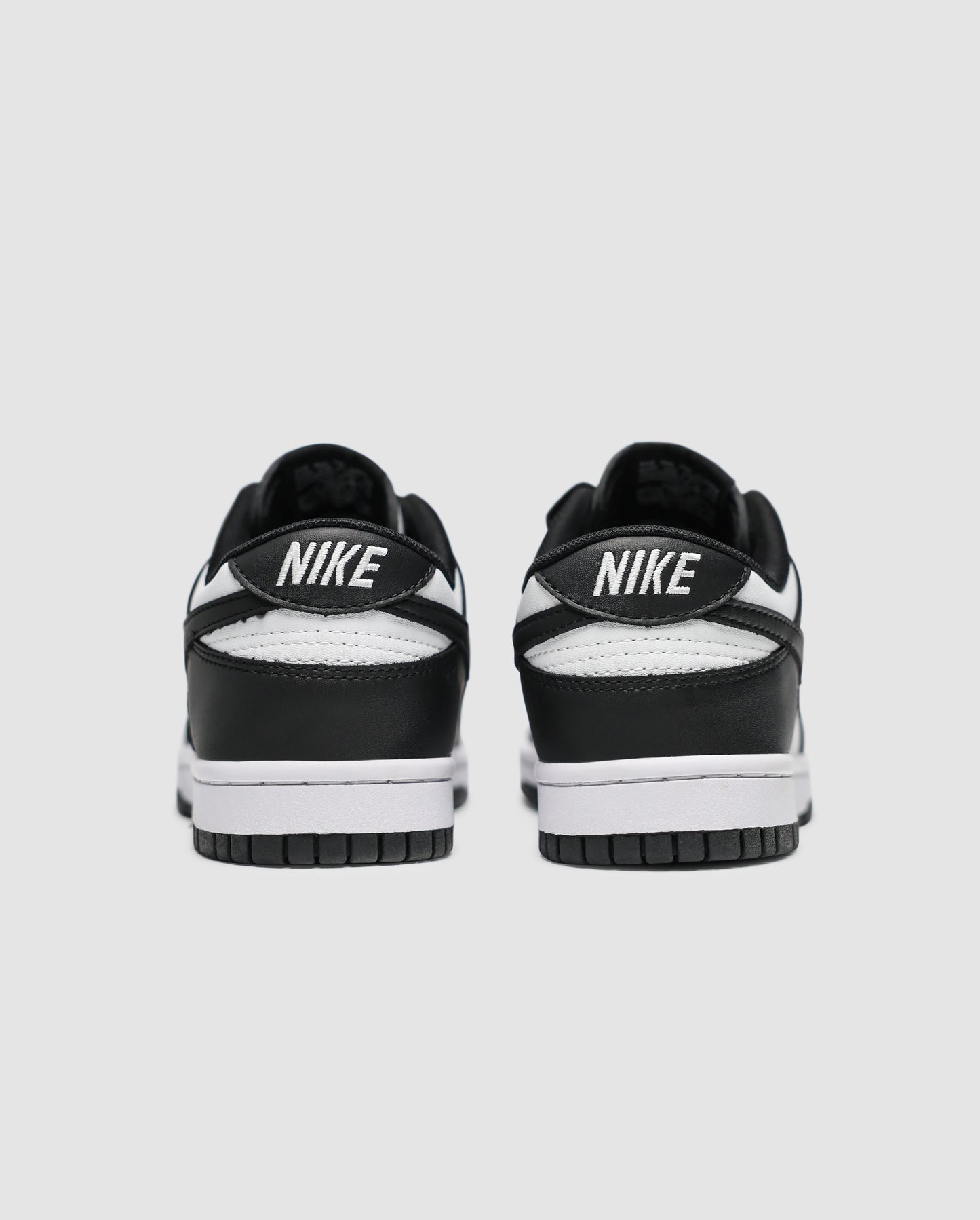 Nike Dunk Low Retro Panda Black/White