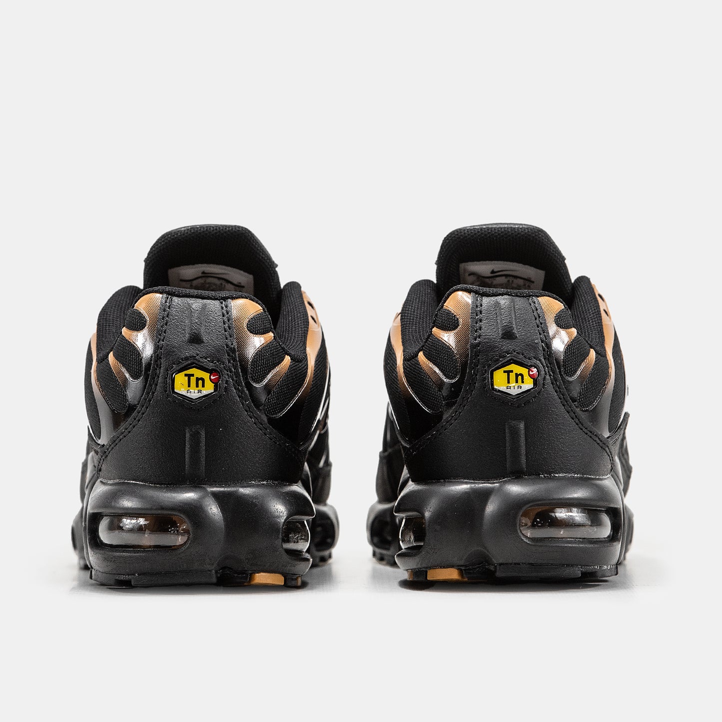 Nike Air Max TN Plus Gold Black
