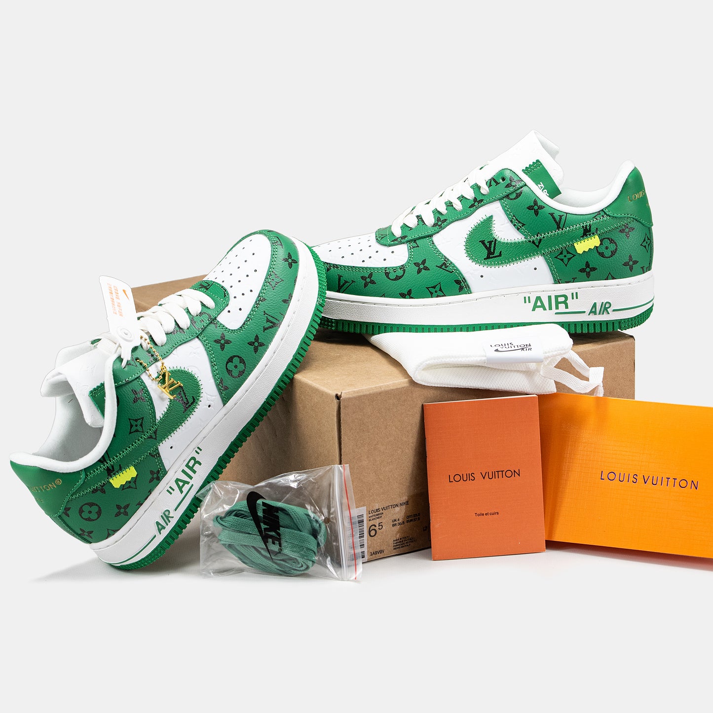 Nike Air Force 1 x Louis Vuitton Green M