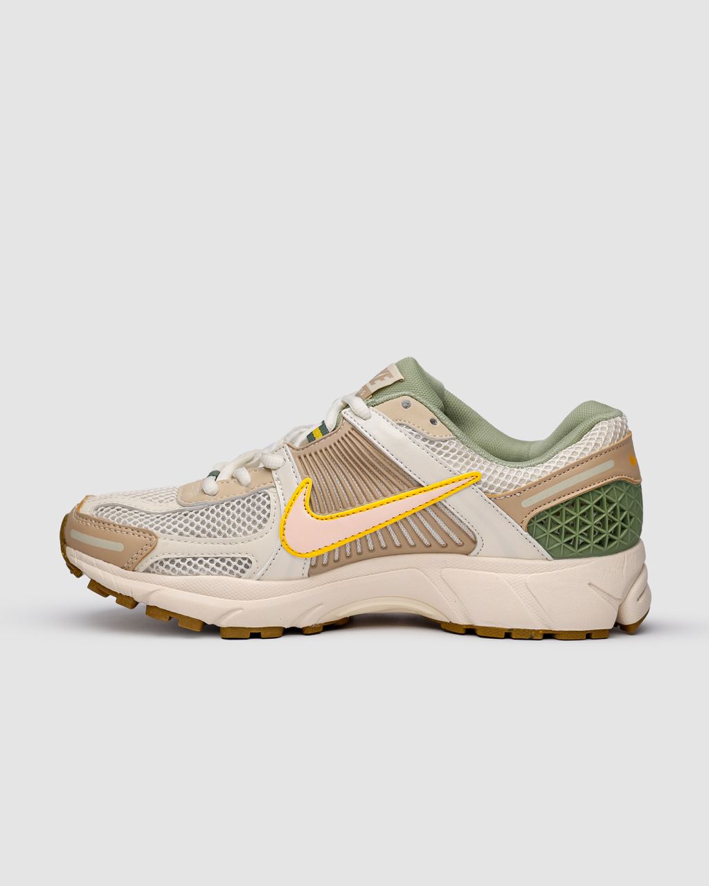 Nike Zoom Vomero 5 Sail Laser Orange