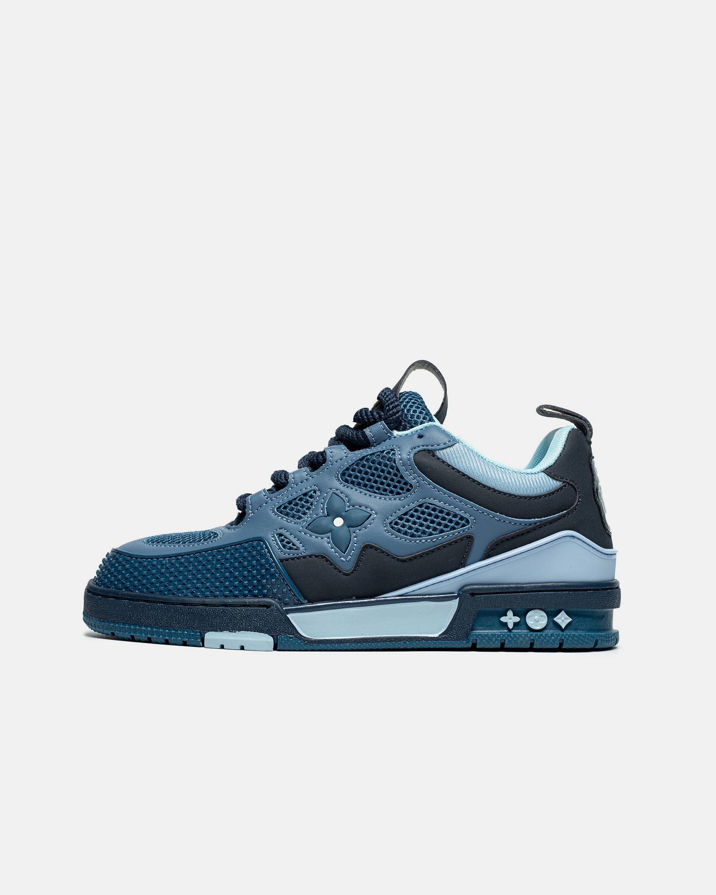 LV Skate Blue Sky