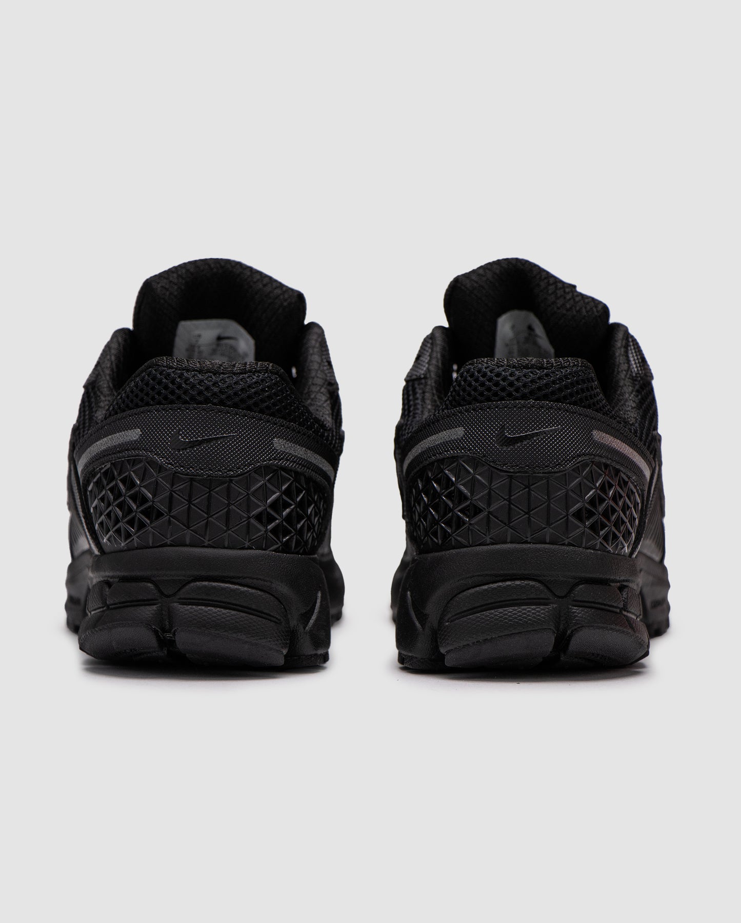 Nike Air Zoom Vomero 5 Triple Black