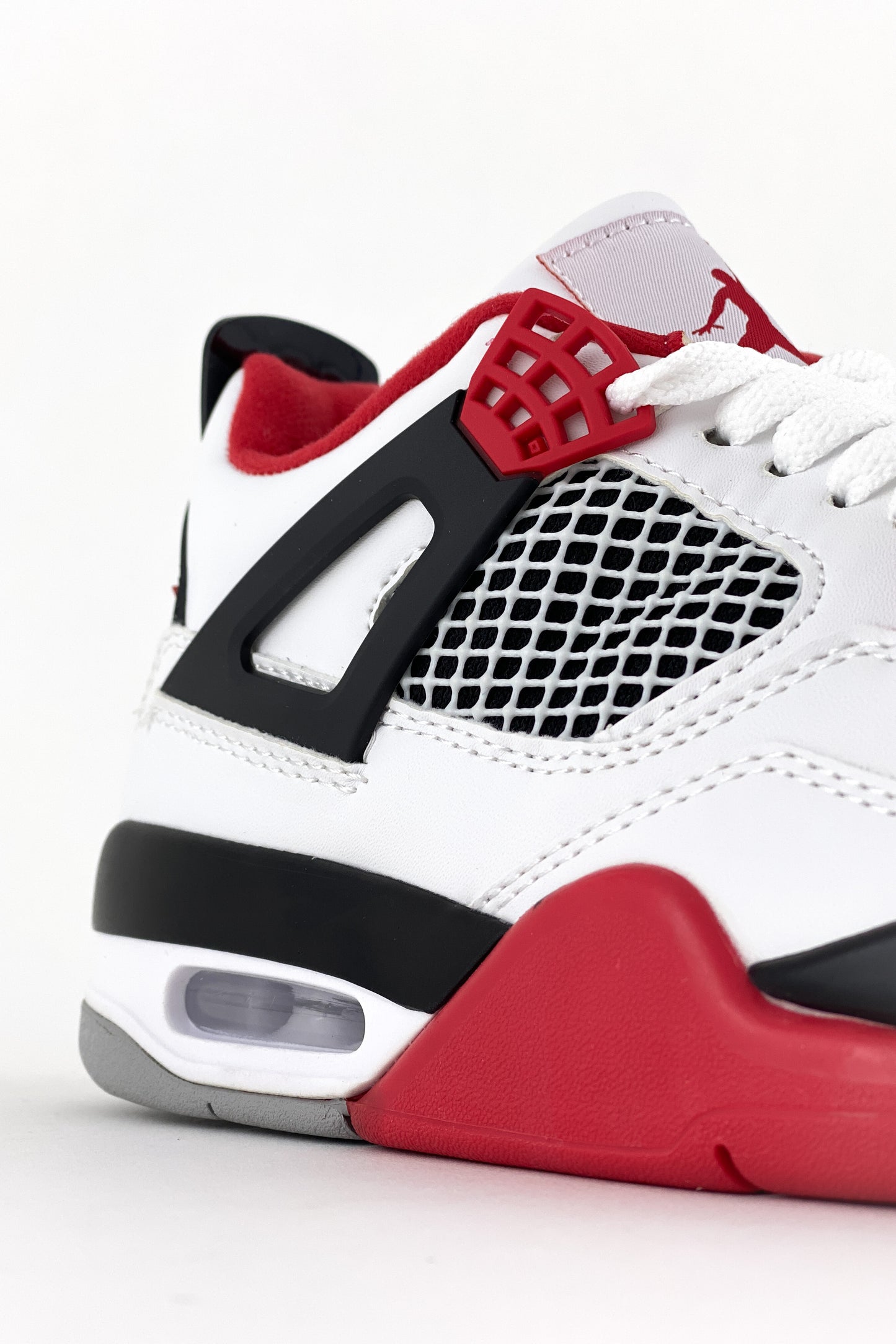 Jordan 4 Fire Red